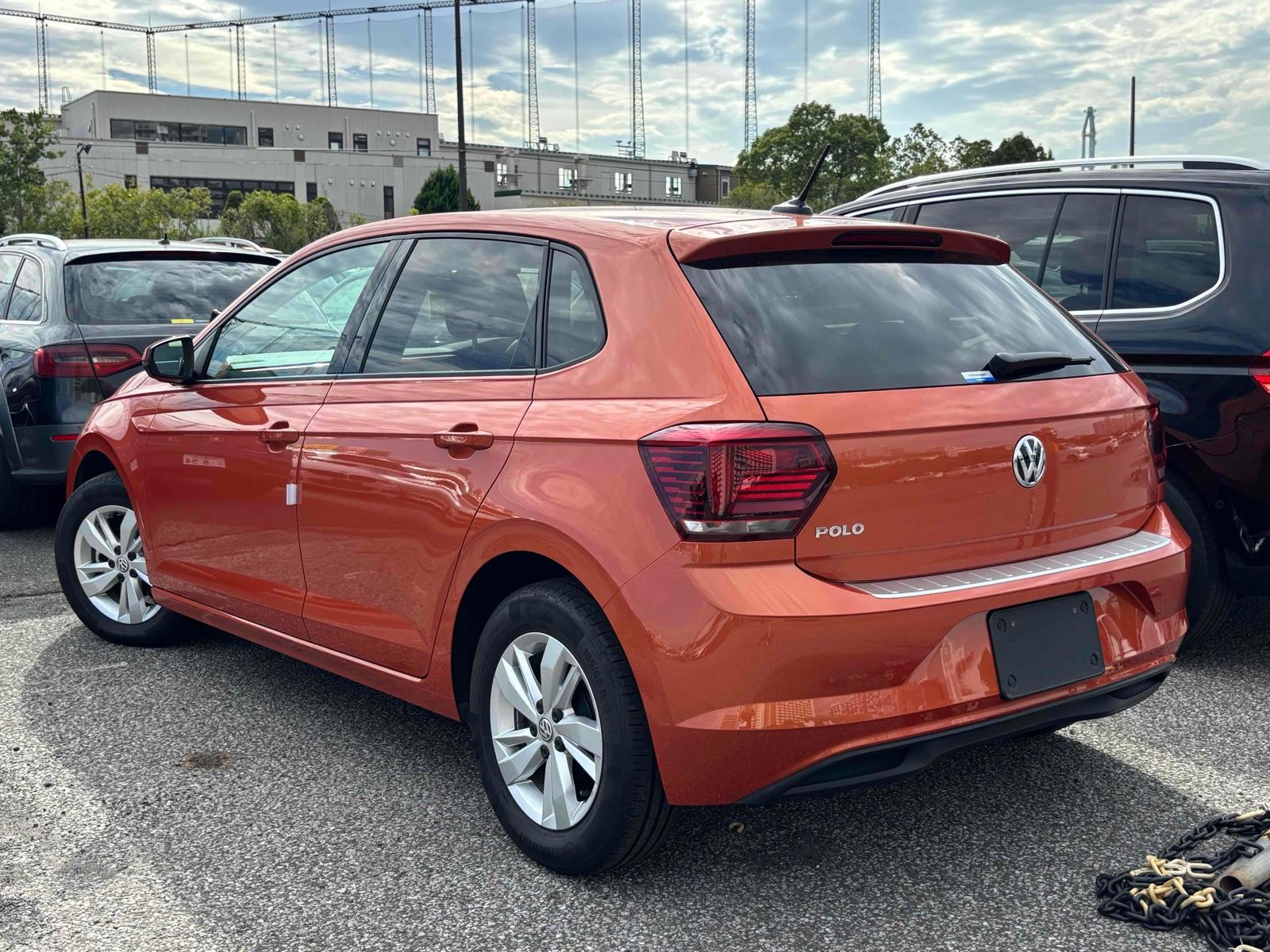VOLKSWAGEN POLO COMFORTLINE  LTD Image 2