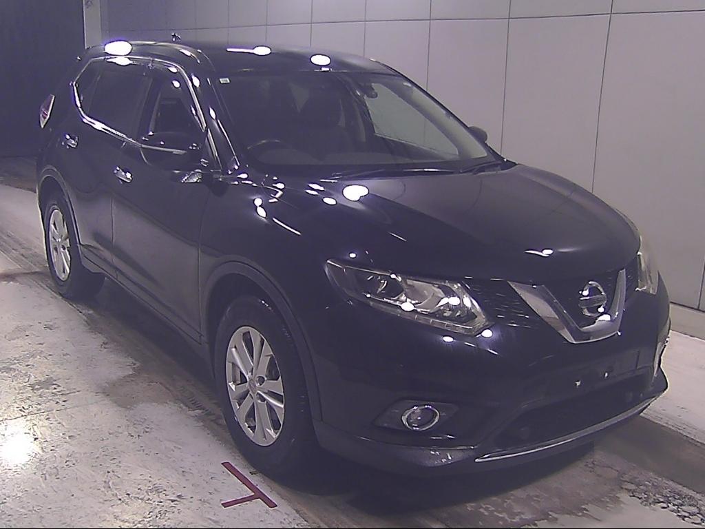 2016 Nissan X-TRAIL 82,500 km