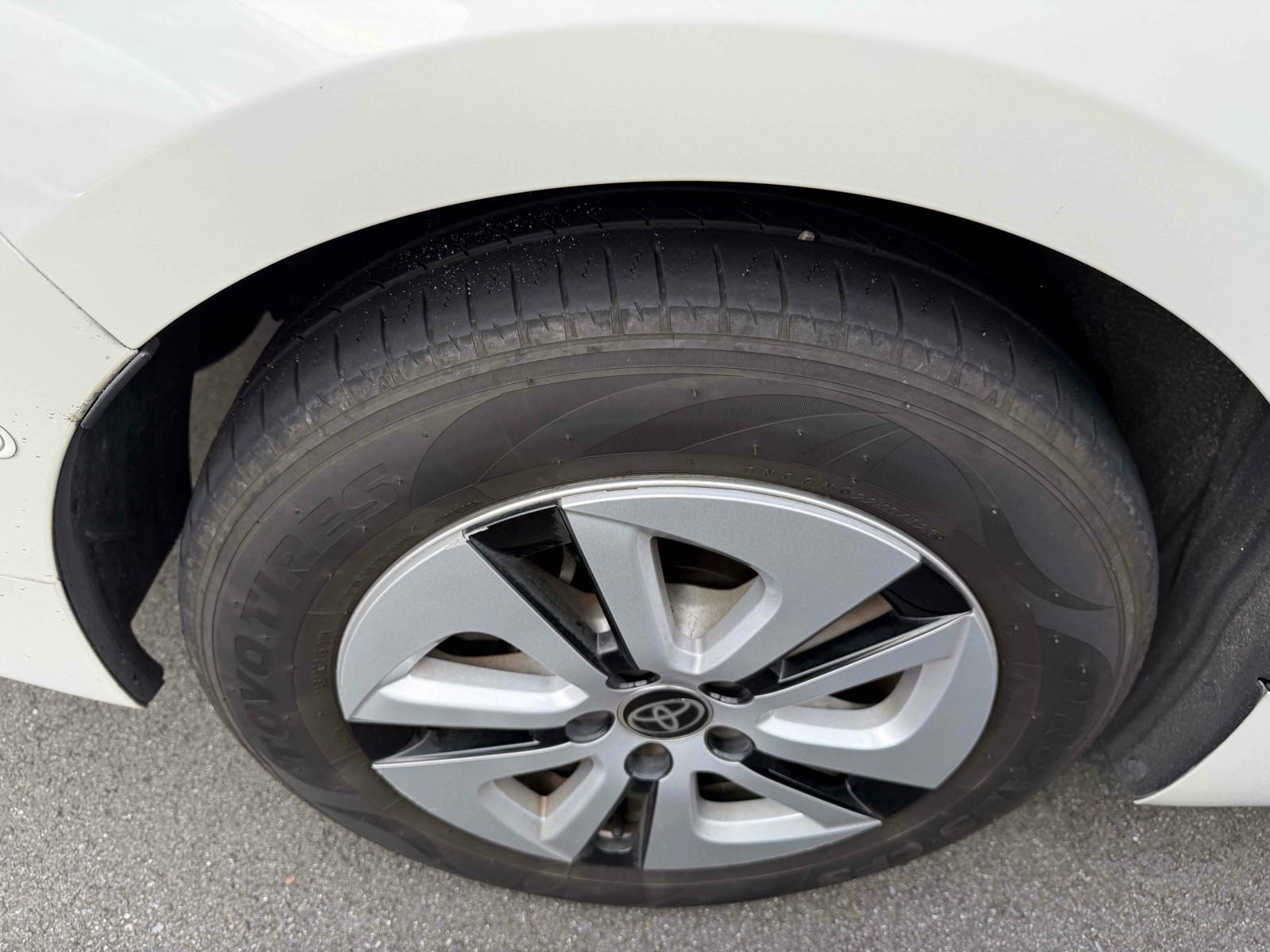 TOYOTA PRIUS A Image 16