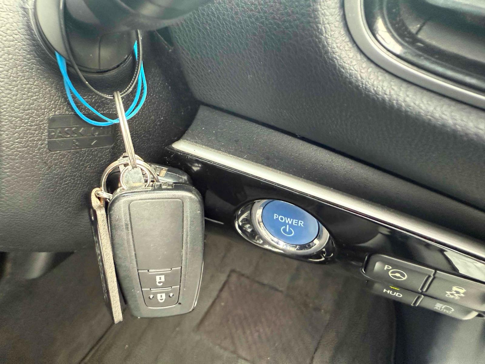 TOYOTA PRIUS A Image 13
