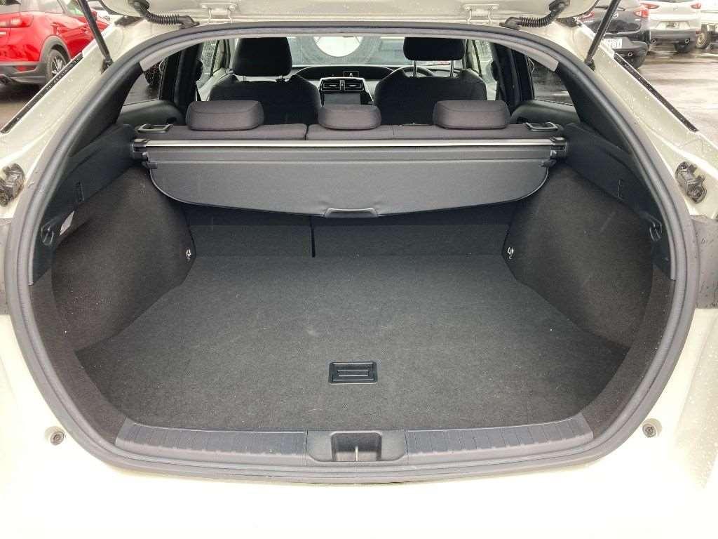 TOYOTA PRIUS A Image 7