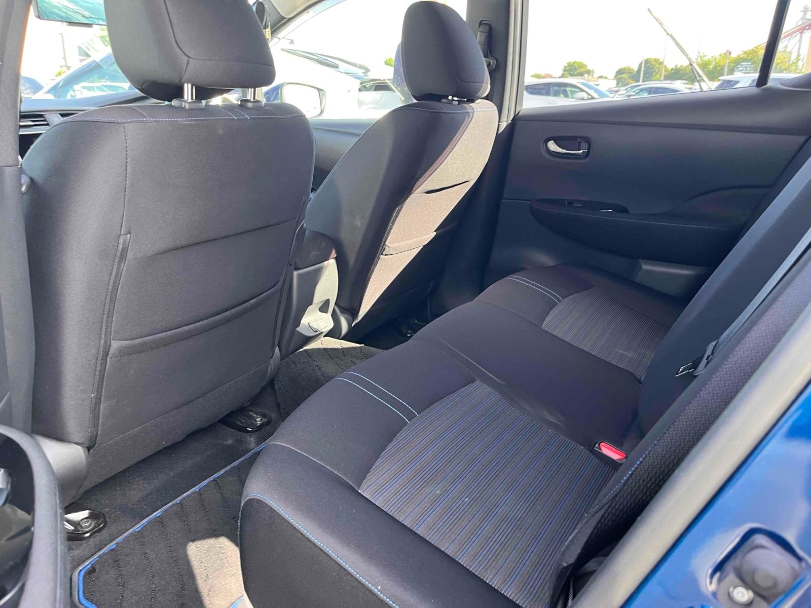 NISSAN LEAF X V SMART Image 12