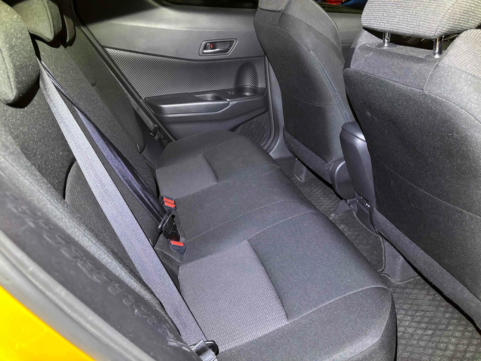 TOYOTA C-HR S Image 4