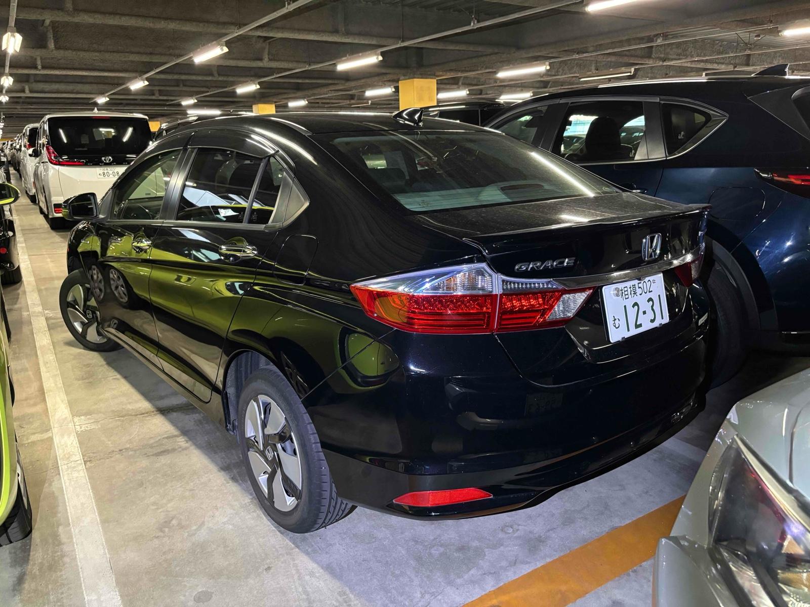 HONDA GRACE HYBRID LX Image 2