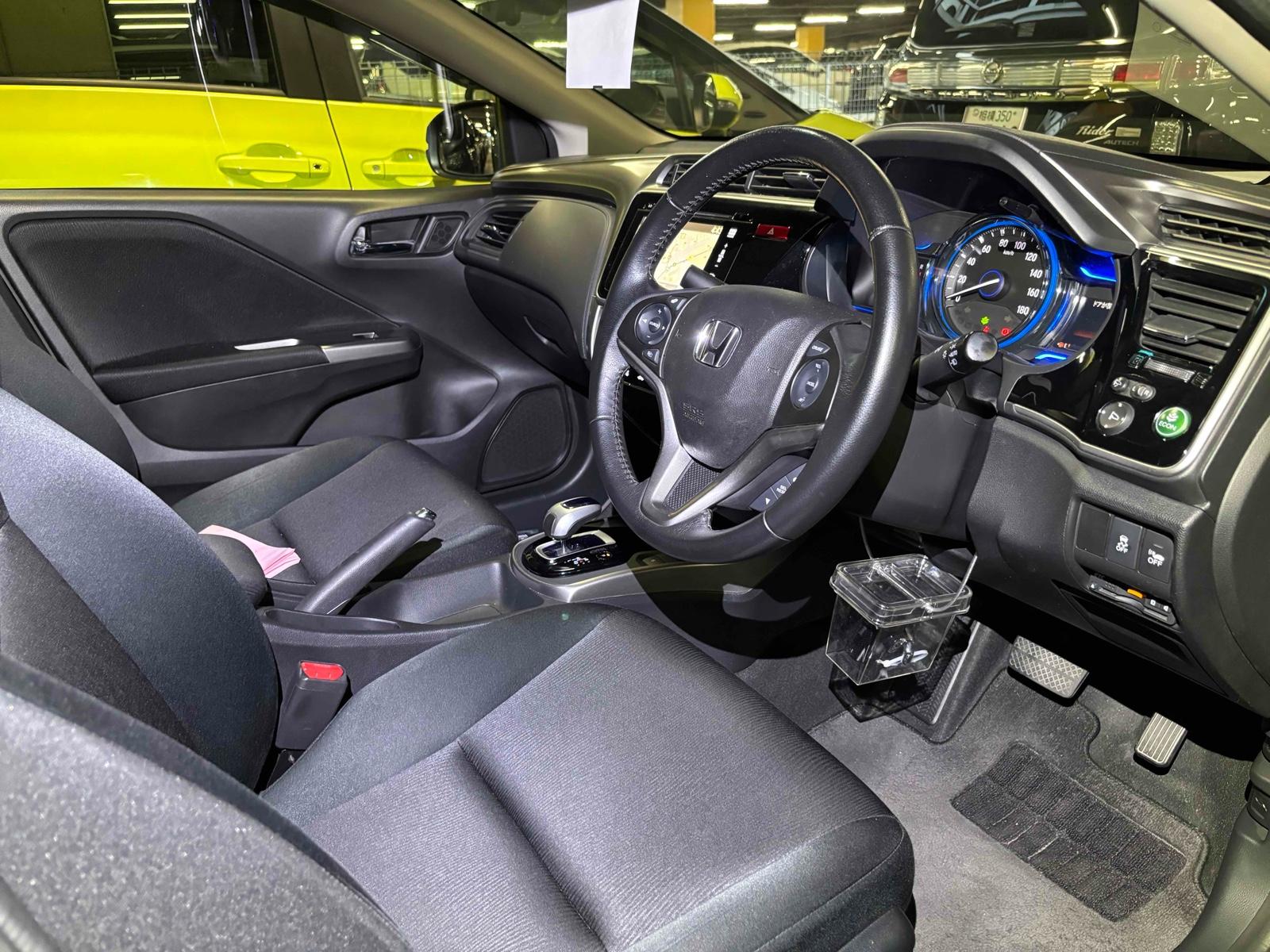 HONDA GRACE HYBRID LX Image 3