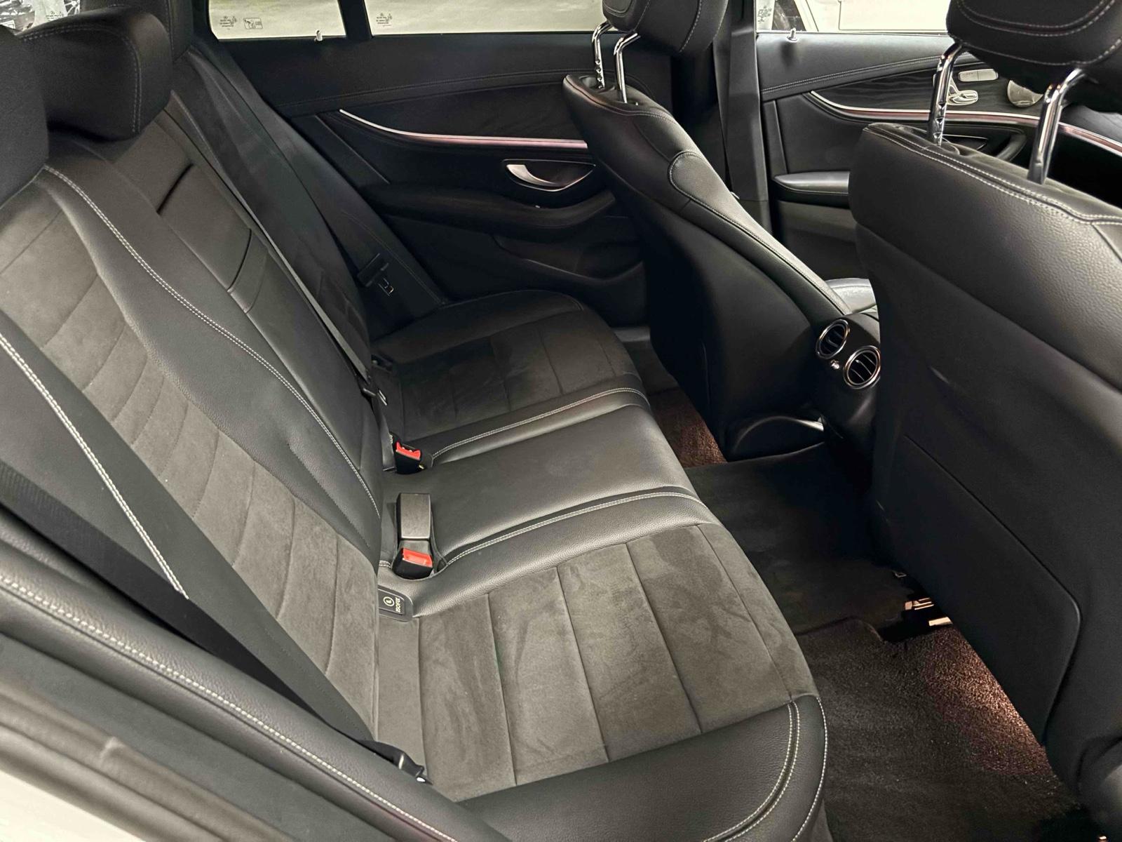 MERCEDES BENZ E200 STATIONWAGON AVG SPORT Image 10