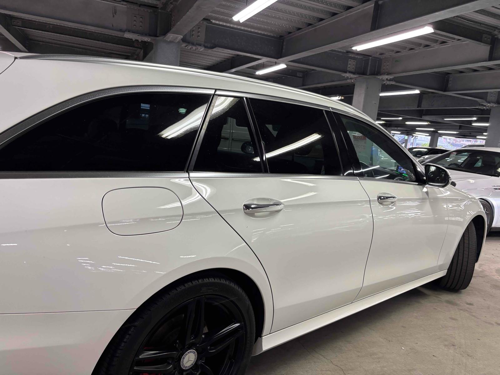 MERCEDES BENZ E200 STATIONWAGON AVG SPORT Image 13