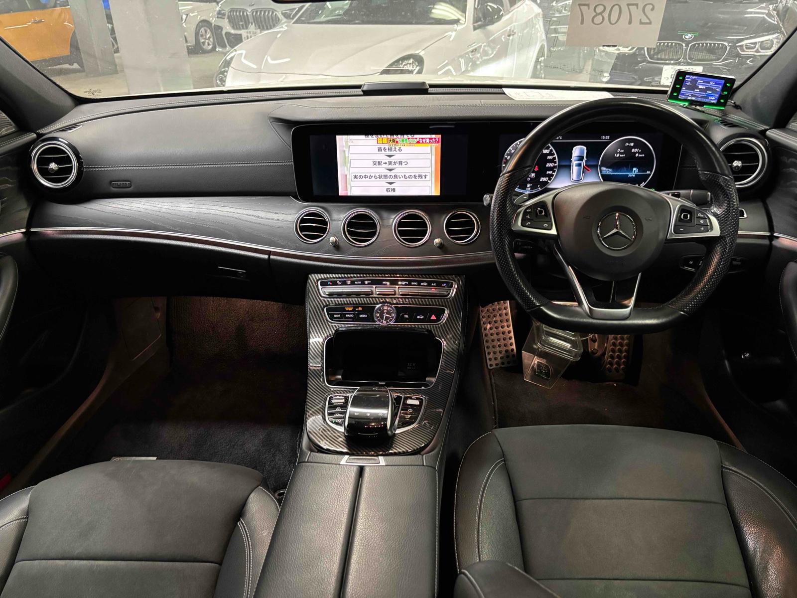 MERCEDES BENZ E200 STATIONWAGON AVG SPORT Image 3