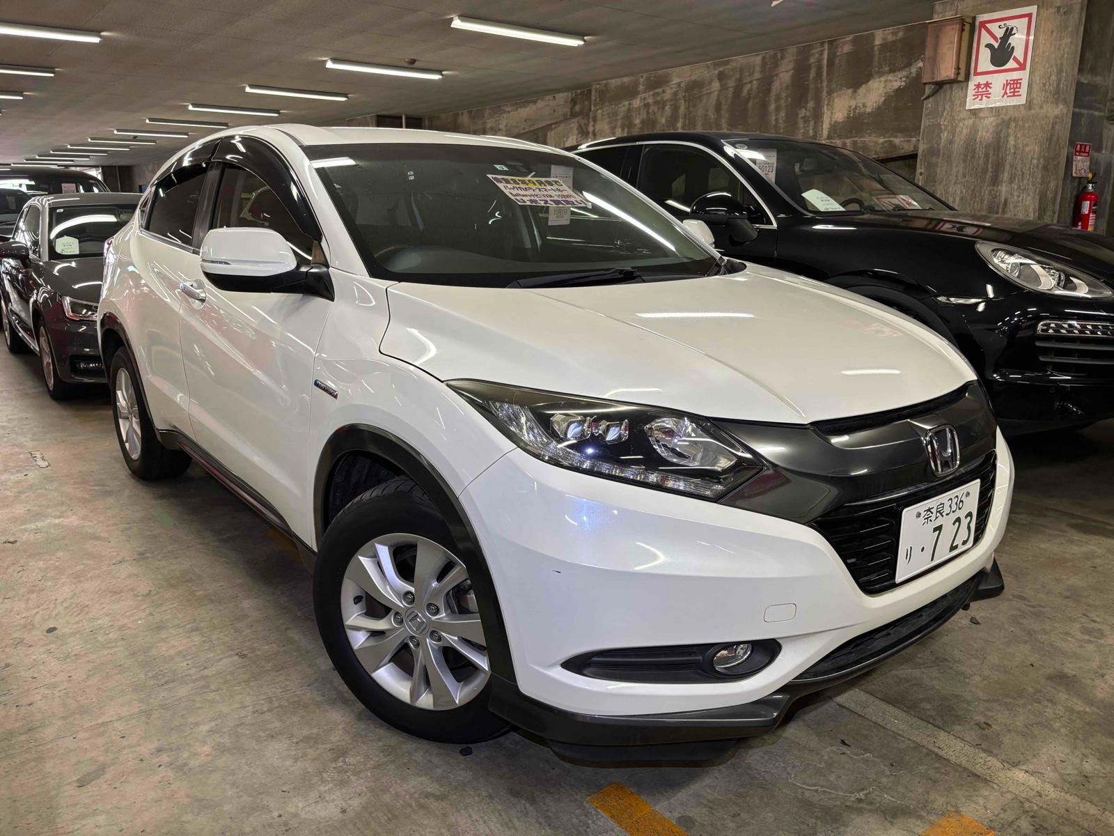 2015 Honda VEZEL 68,000 km