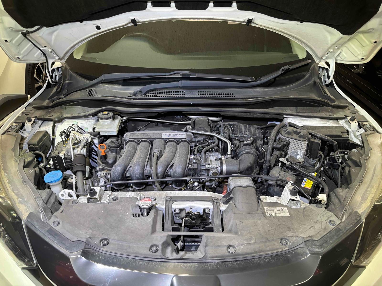 HONDA VEZEL HYBRID X Image 22