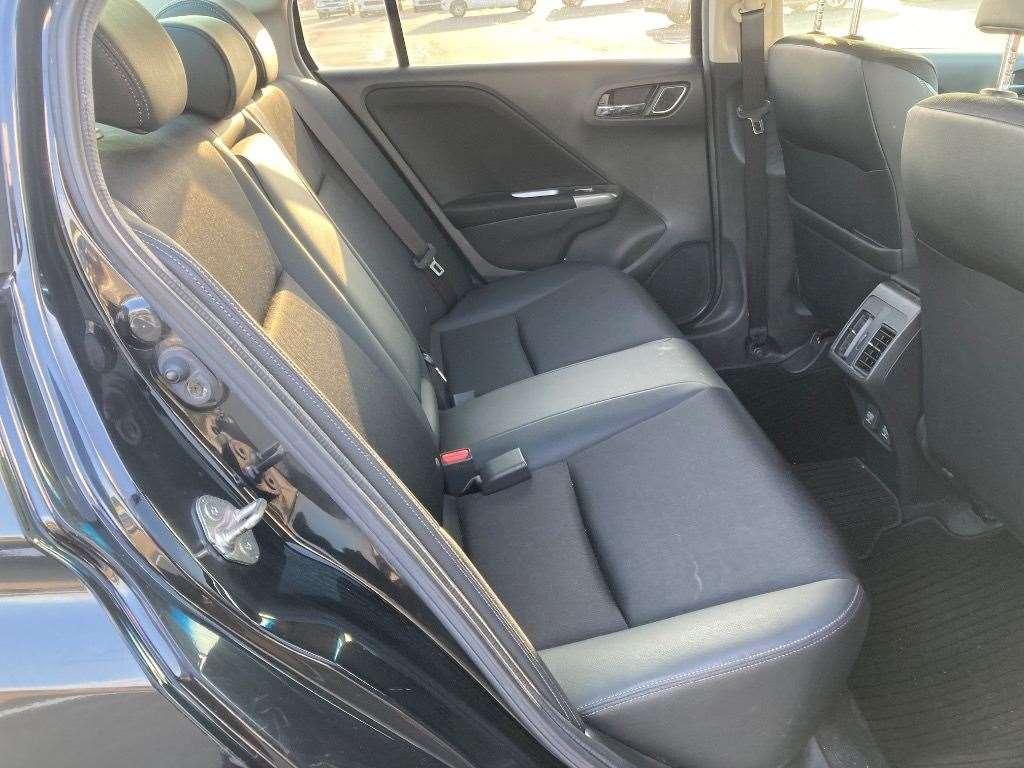 HONDA GRACE HYBRID EX Image 7