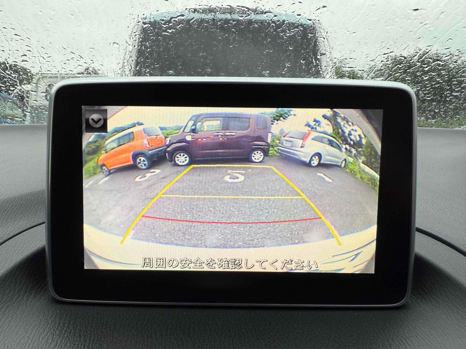 MAZDA AXELA 20S TOURING Image 10