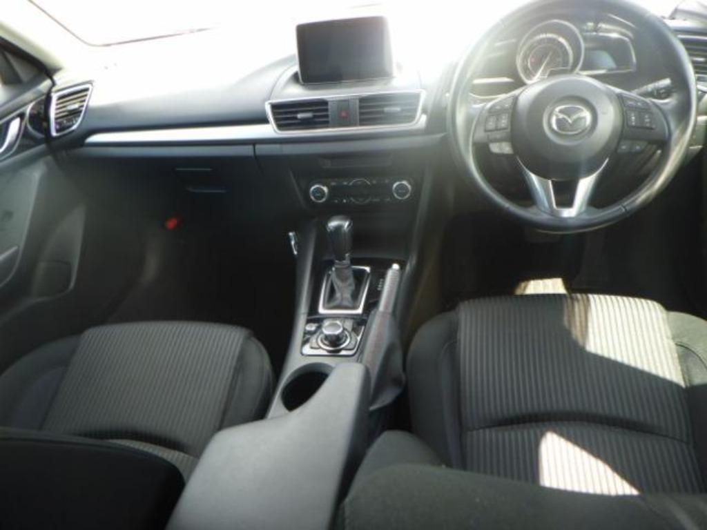 MAZDA AXELA 20S TOURING Image 3