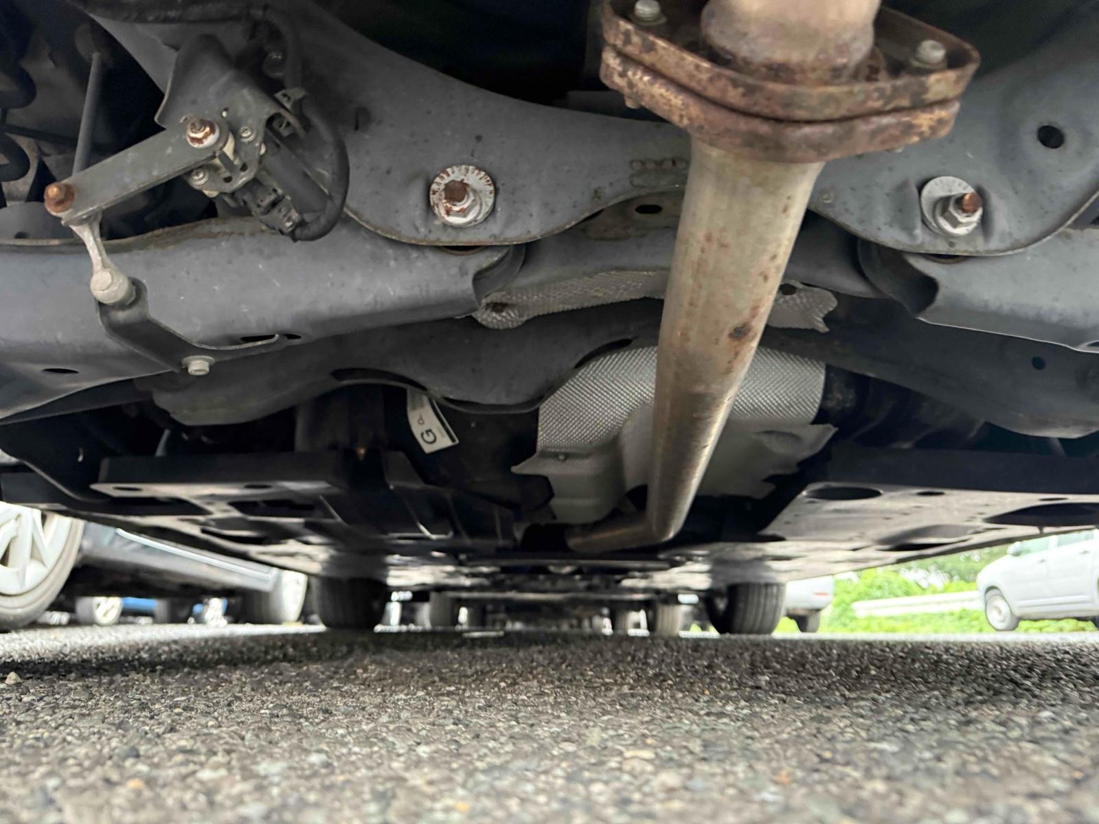 MAZDA AXELA 20S TOURING Image 15