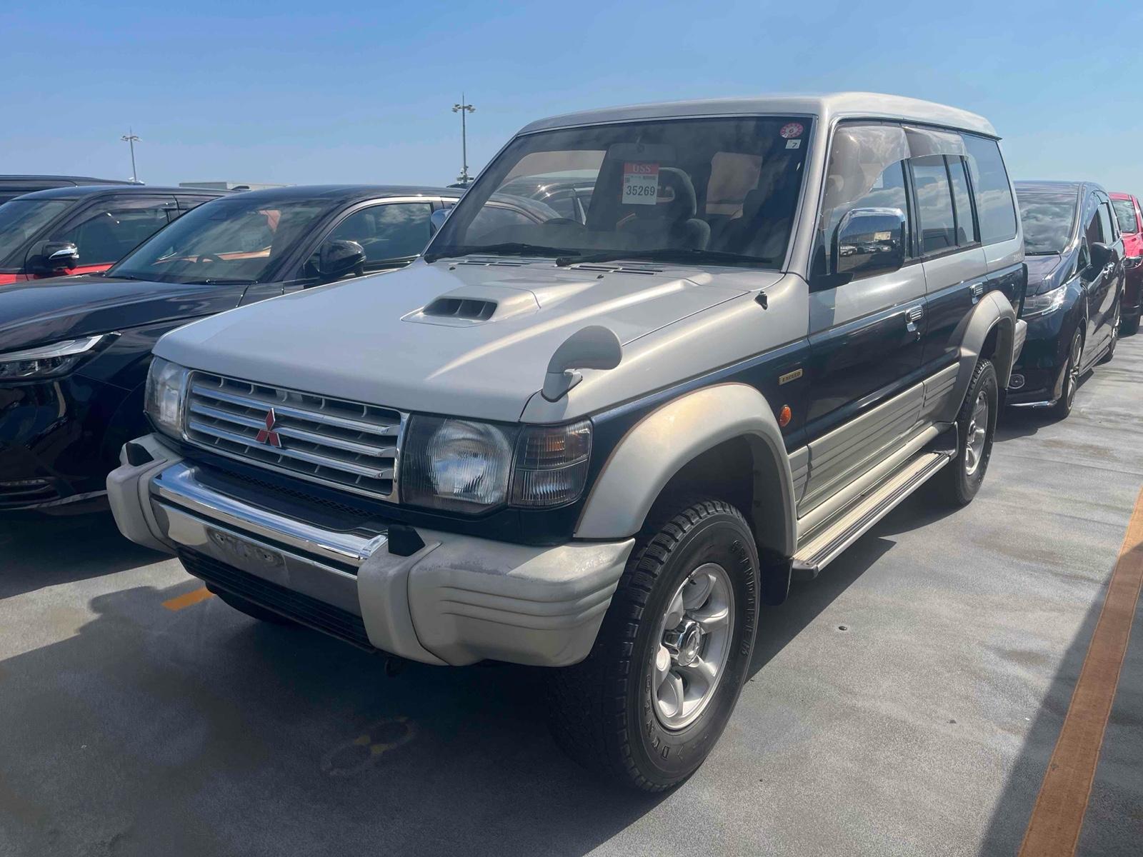 MITSUBISHI PAJERO 5D 4WD WIDE EXCEED Image 7