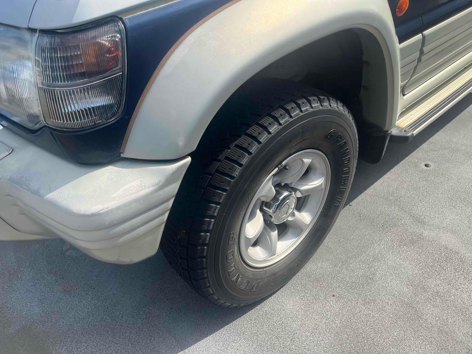 MITSUBISHI PAJERO 5D 4WD WIDE EXCEED Image 8