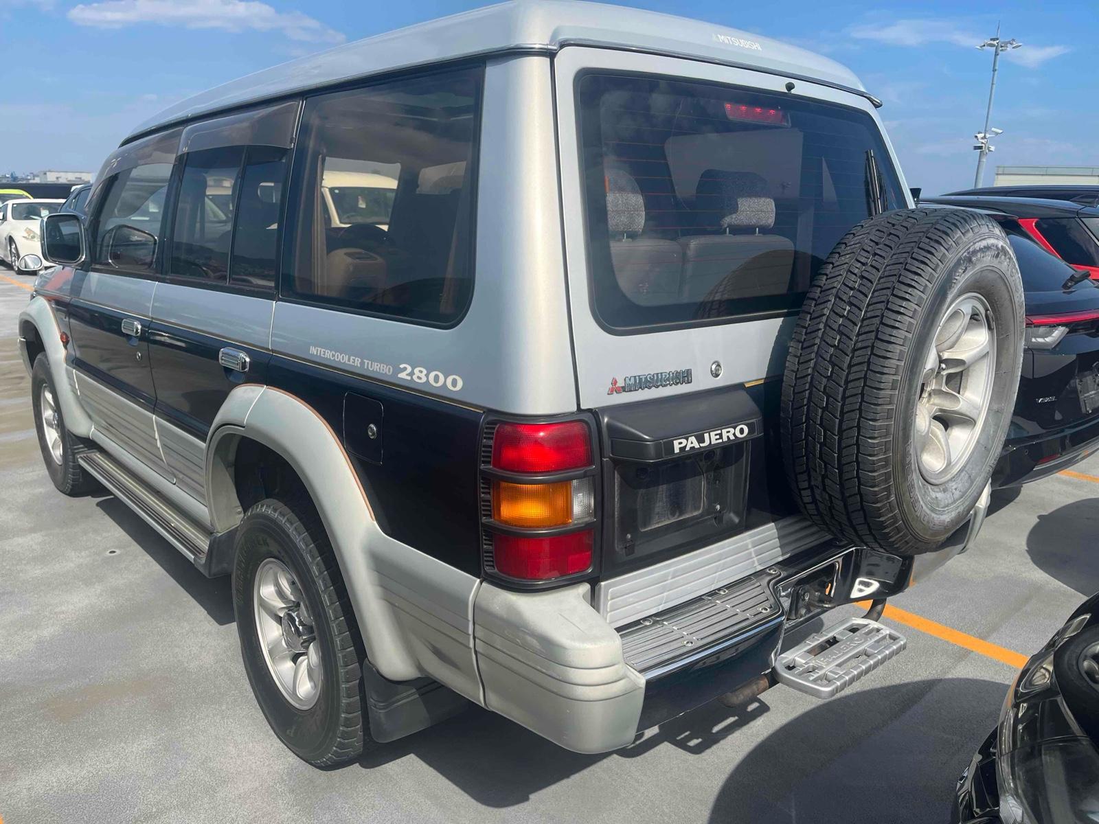 MITSUBISHI PAJERO 5D 4WD WIDE EXCEED Image 9