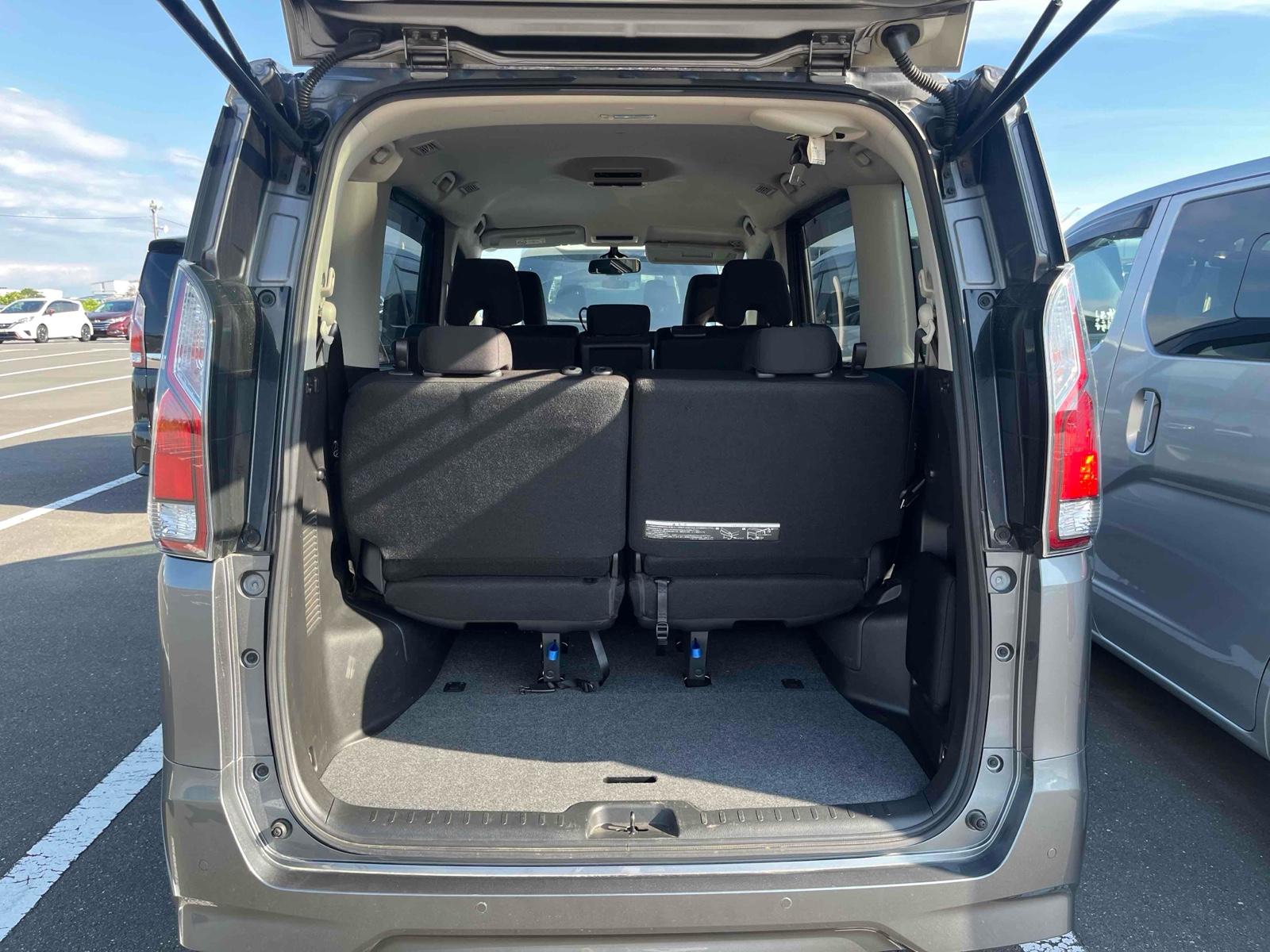 NISSAN SERENA X Image 10