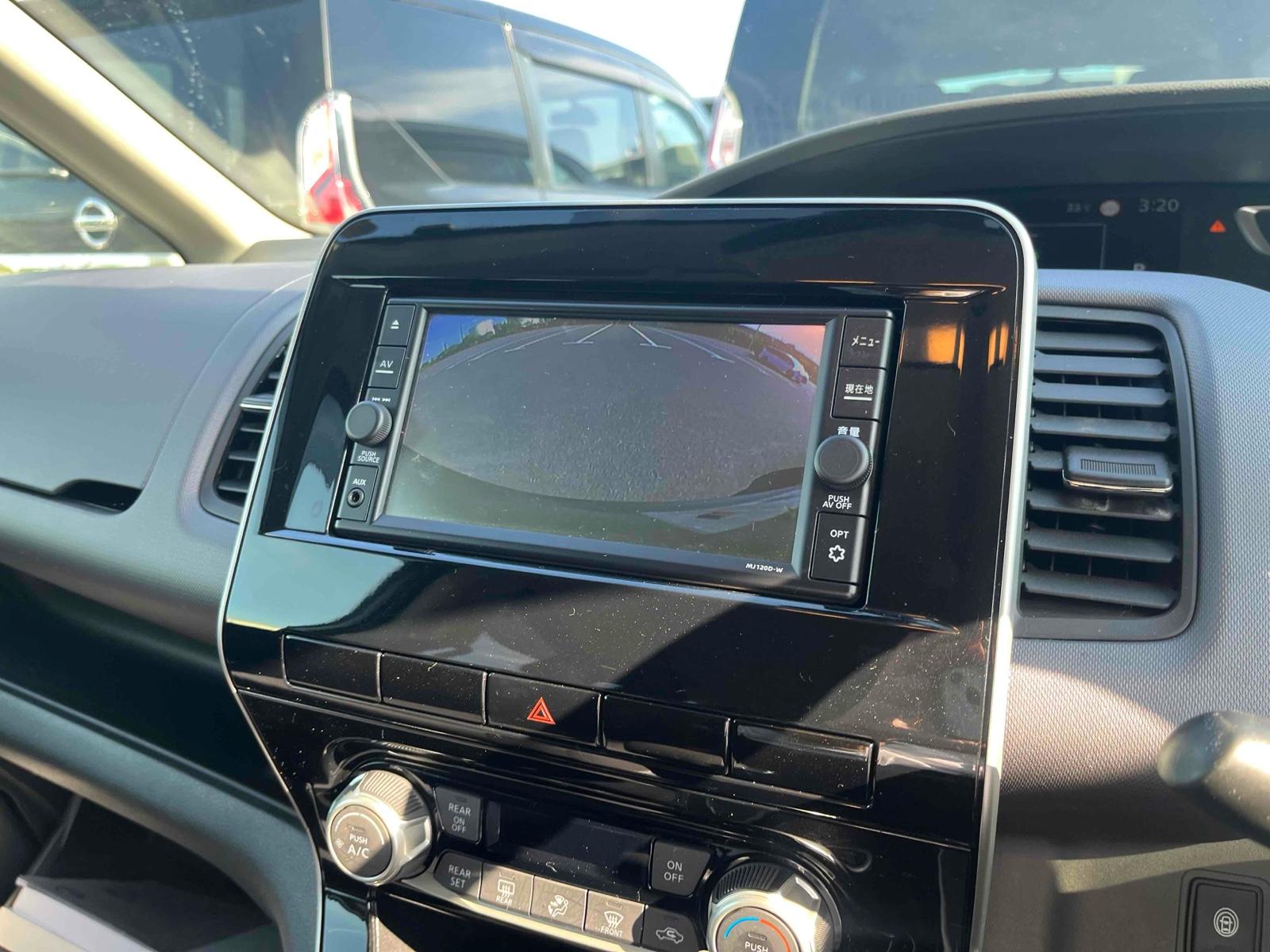 NISSAN SERENA X Image 9