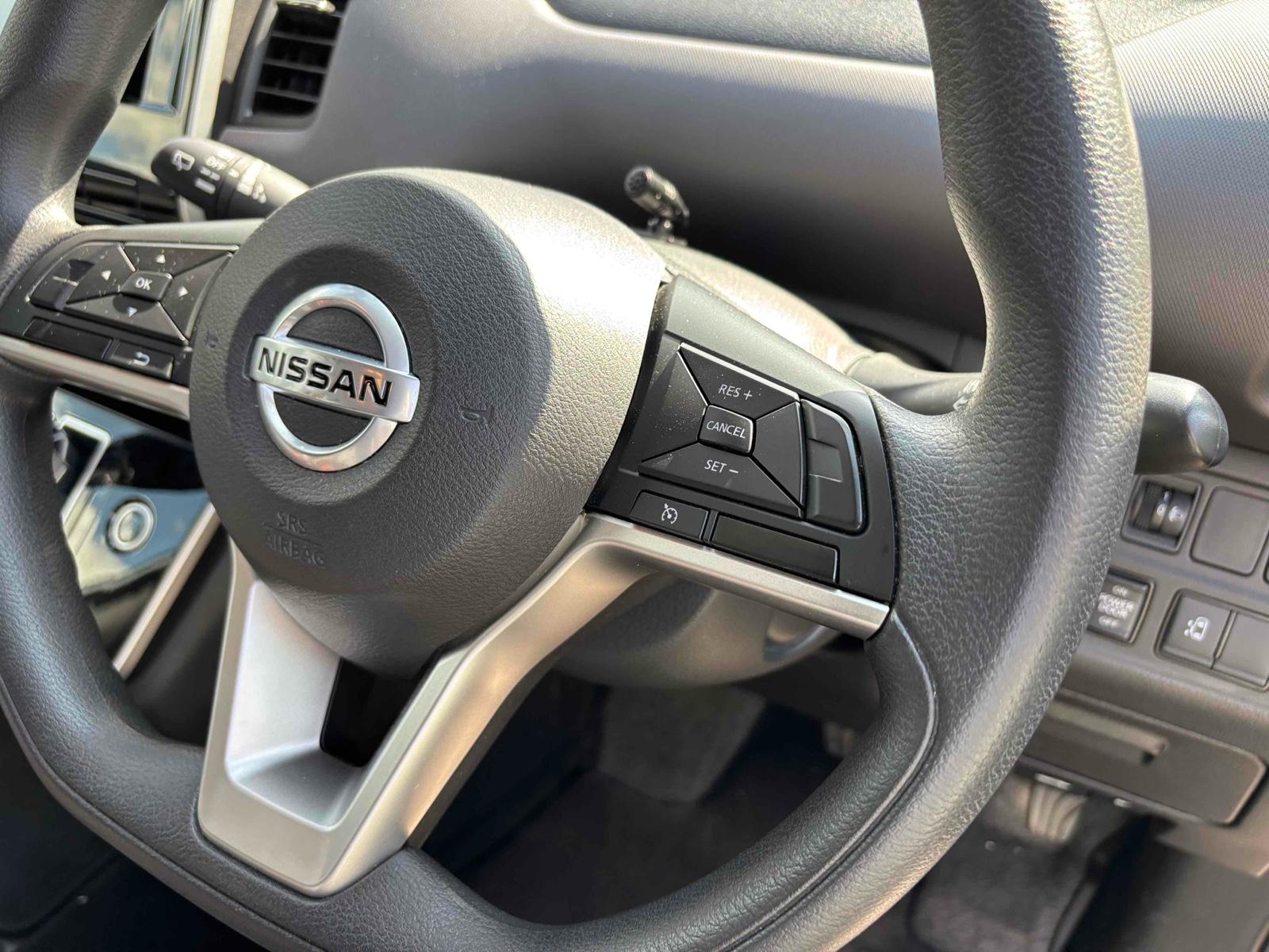 NISSAN SERENA X Image 8