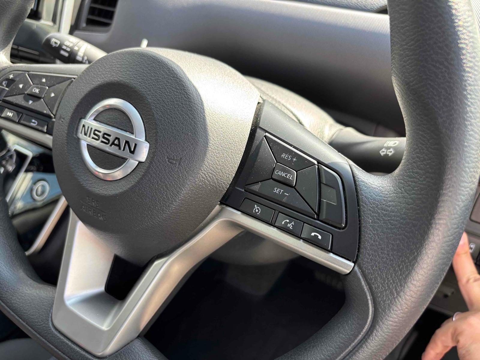NISSAN SERENA XV Image 9