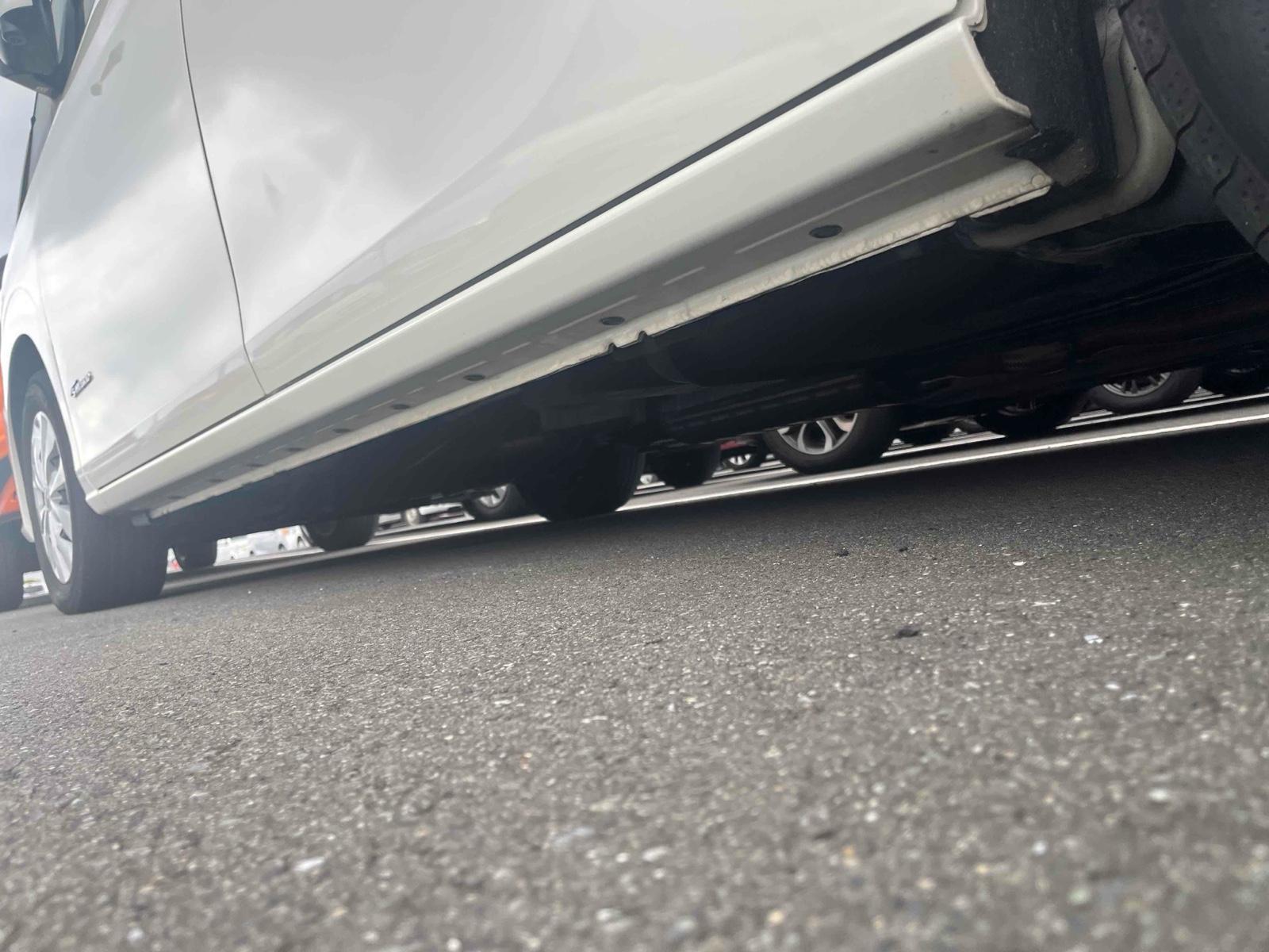 NISSAN SERENA X Image 14