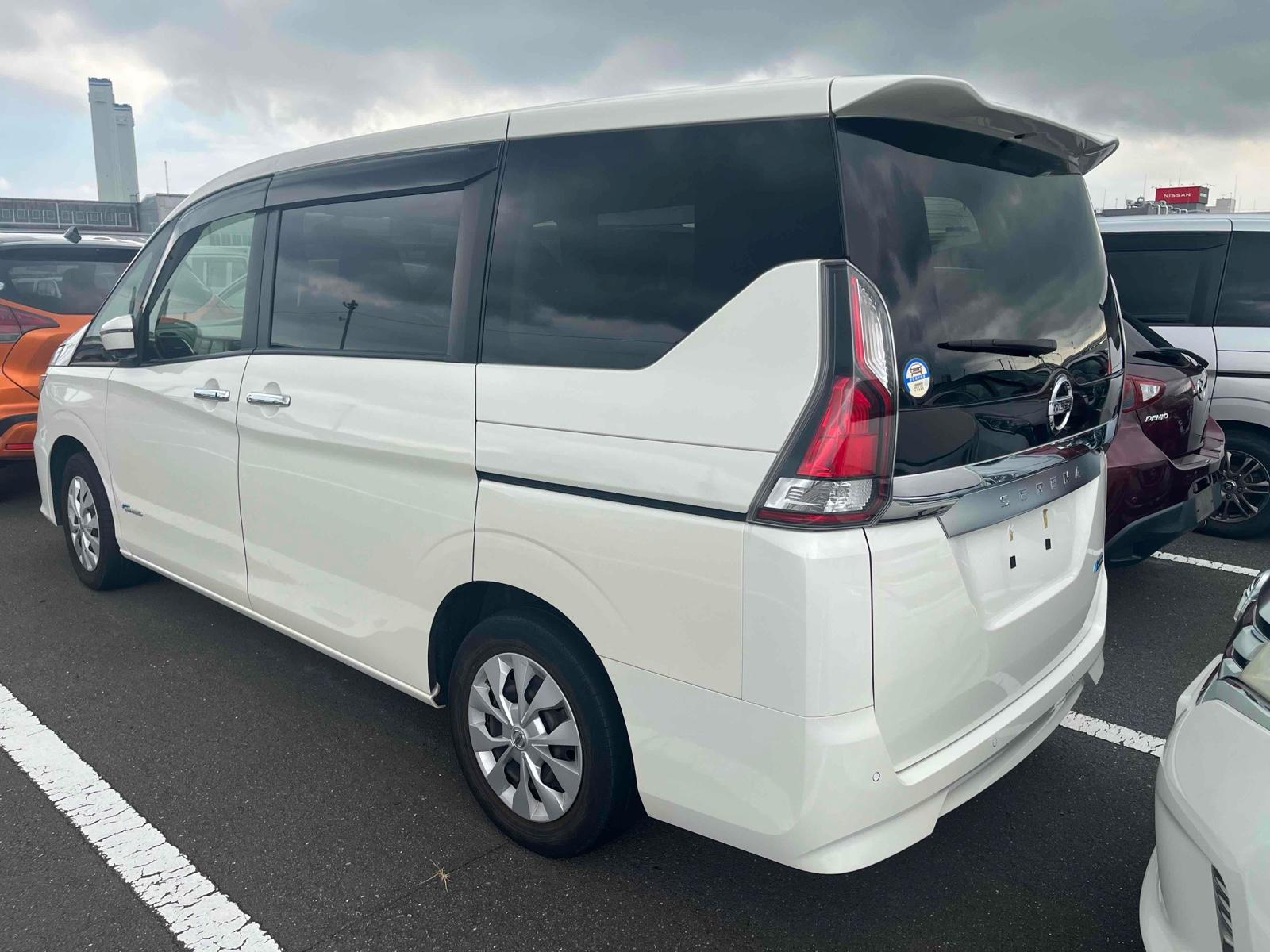 NISSAN SERENA X Image 6