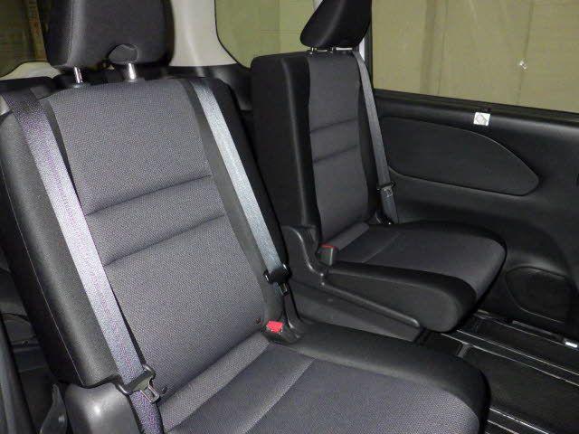 NISSAN SERENA XV Image 8