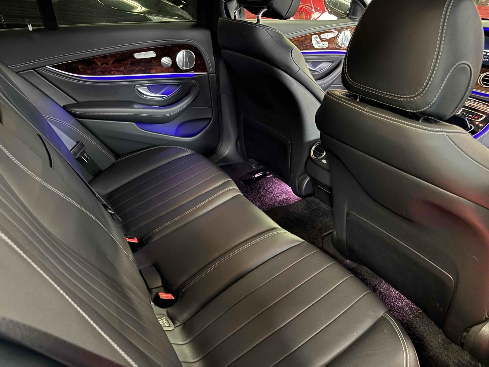 MERCEDES BENZ E-CLASS STATIONWAGON E400 4MATIC STATIONWAGON EXCLUSIVE Image 15