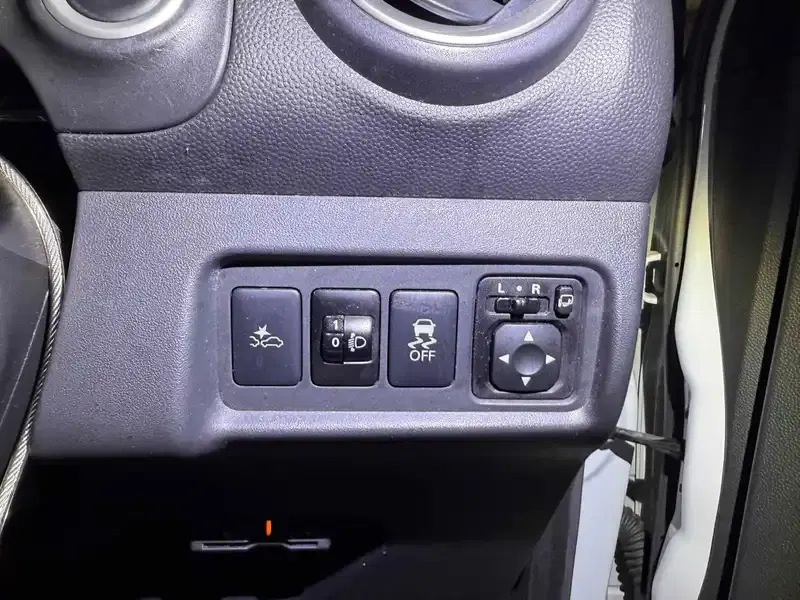 MITSUBISHI MIRAGE 5D M Image 12