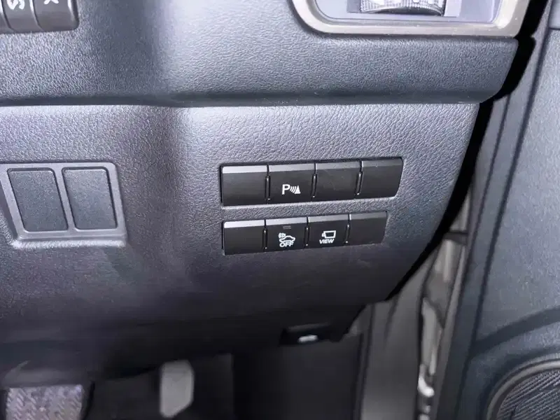 LEXUS NX NX300H Image 12