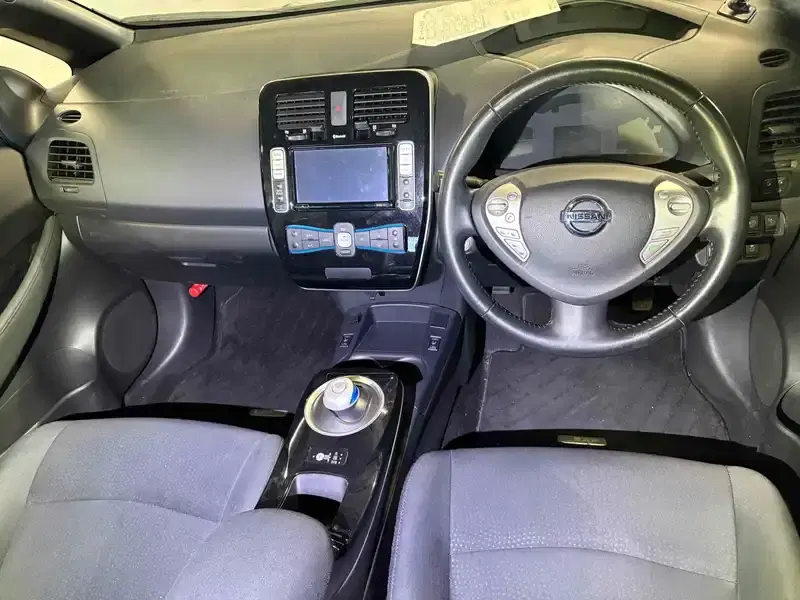 NISSAN LEAF 24X Image 10