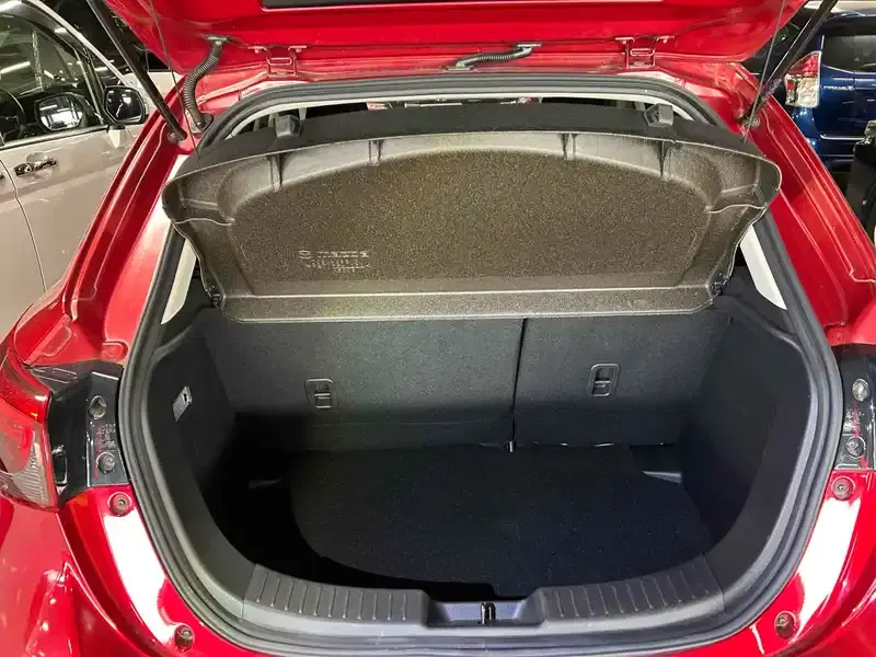 MAZDA DEMIO 13S TOURING Image 19