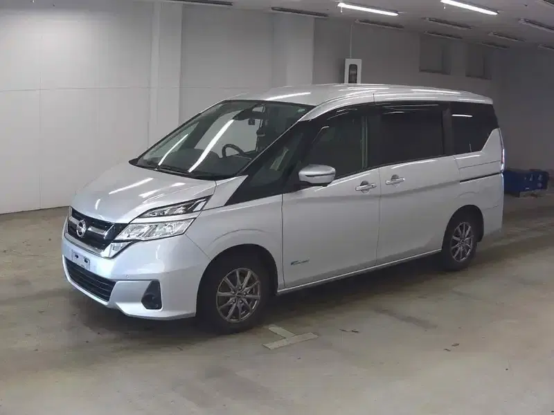 NISSAN SERENA 5D X Image 6