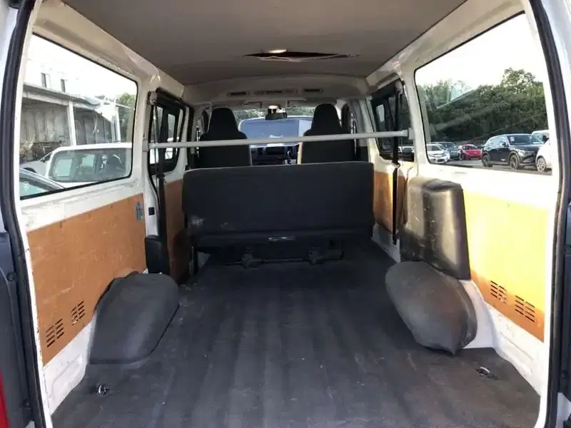 TOYOTA HIACE VAN LONGDX Image 7