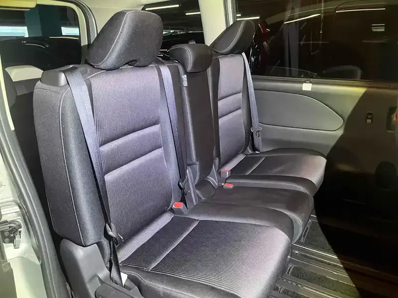 NISSAN SERENA 5D HIGHWAY STAR Image 6
