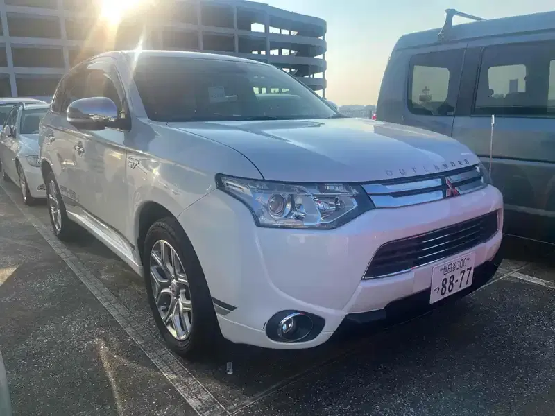 2015 Mitsubishi Outlander Petrol(phev)