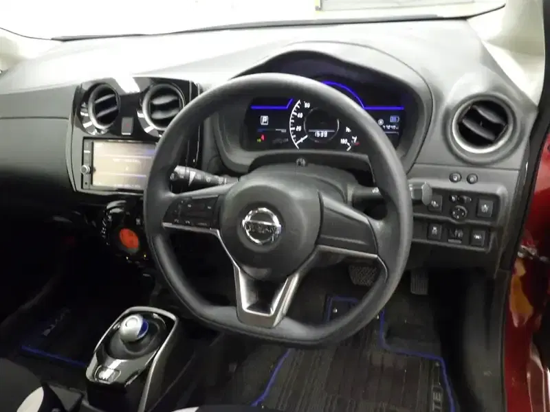 NISSAN NOTE E-POWER X Image 5