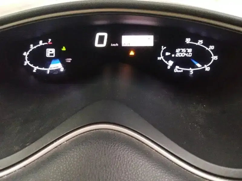 NISSAN SERENA 5D HIGHWAY STAR V SELECTION+SAFET Image 8