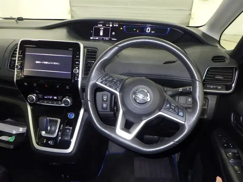NISSAN SERENA E-POWER HIGHWAY STAR V Image 5