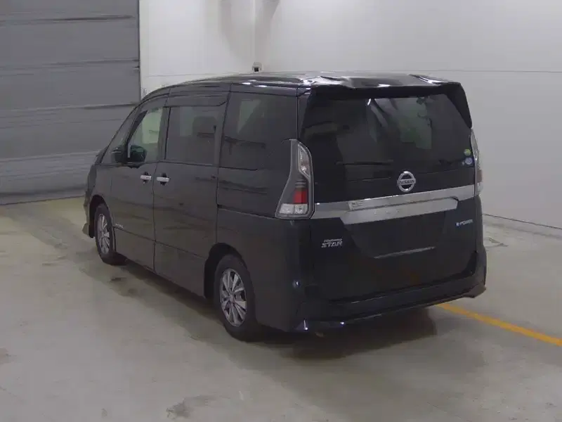 NISSAN SERENA E-POWER HIGHWAY STAR V Image 4
