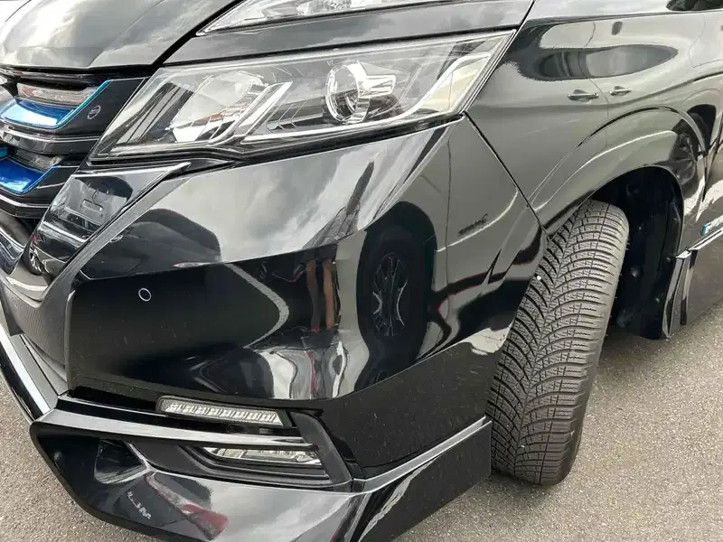NISSAN SERENA E-POWER HIGHWAY STAR V Image 16