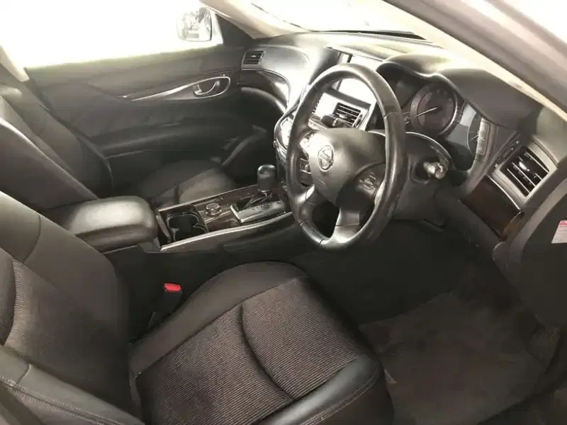 NISSAN FUGA HYBRID A PACKAGE Image 3
