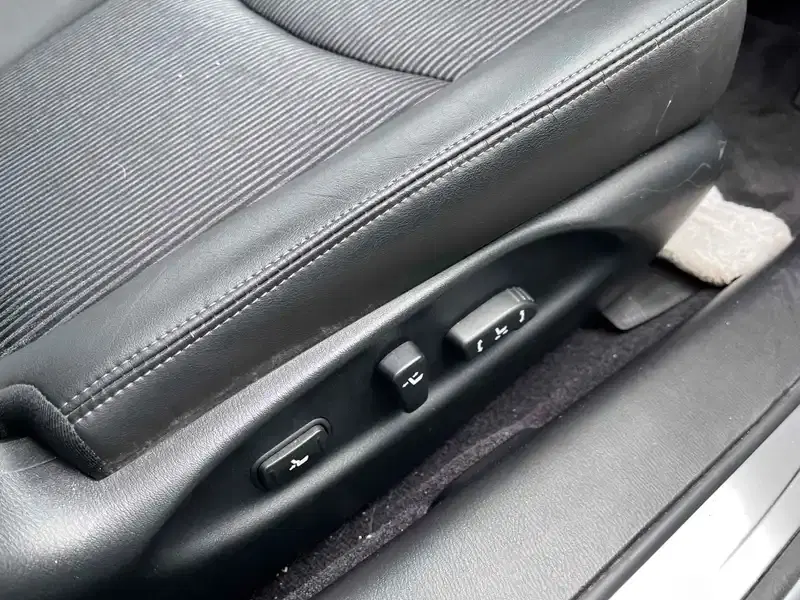 NISSAN FUGA HYBRID A PACKAGE Image 16