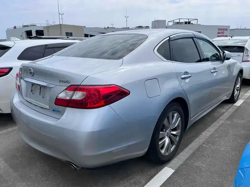 NISSAN FUGA HYBRID A PACKAGE Image 10