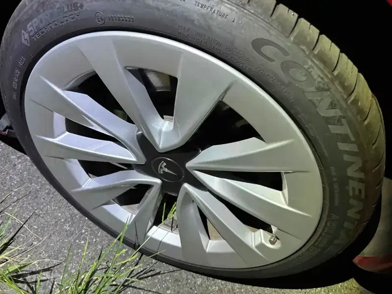 TESLA MODEL 3 LONG RANGE DUAL MOTOR 4WD Image 17