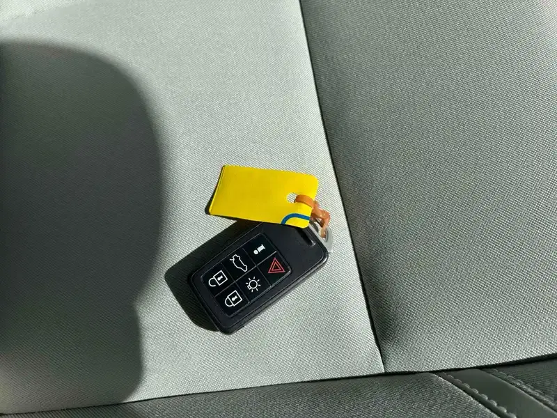 VOLVO V40 T4SE Image 19