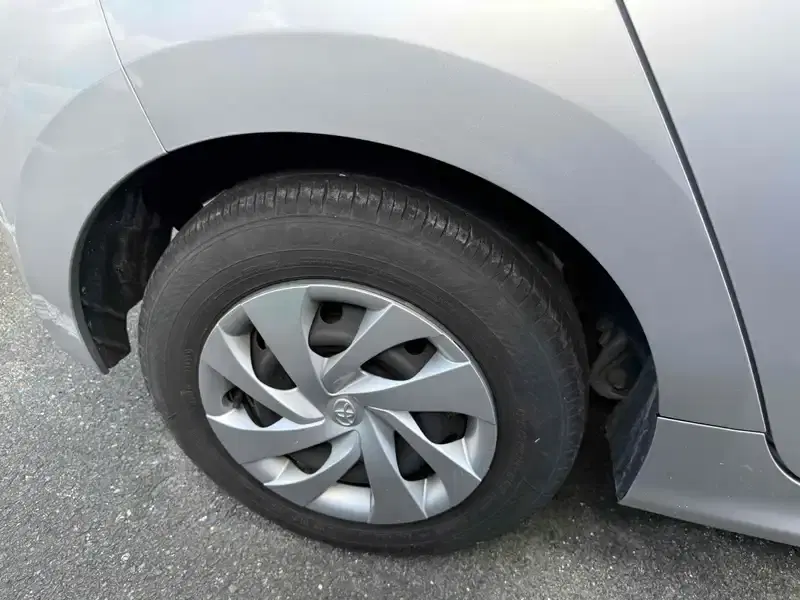 TOYOTA YARIS HYBRID X Image 15