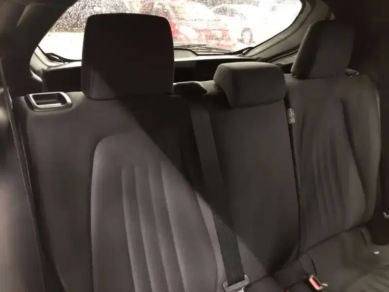 TOYOTA YARIS HYBRID X Image 7