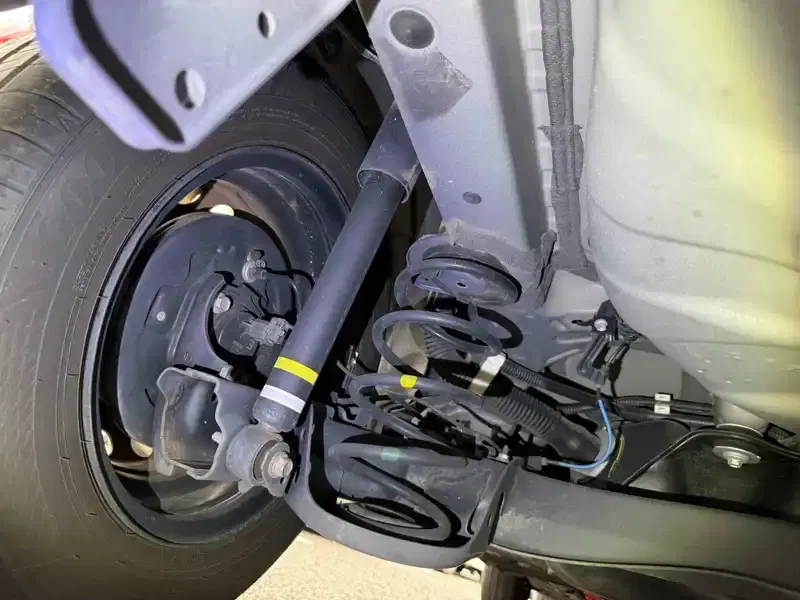 TOYOTA YARIS HYBRID X SAFETYSENSING Image 28